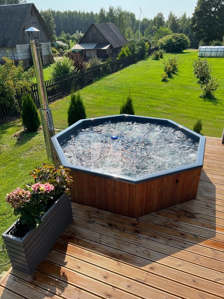 Kuidas ehitada omale kümblustünn terrassi sisse?